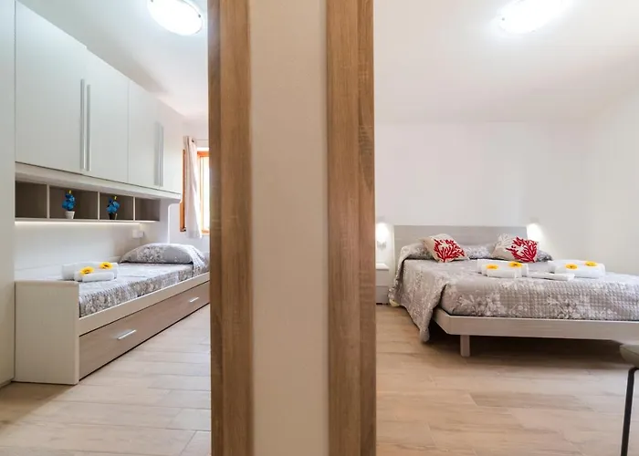 Uncle Leonard's House