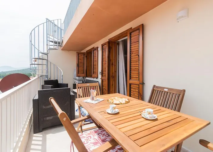 Uncle Leonard's House 칼라고노네