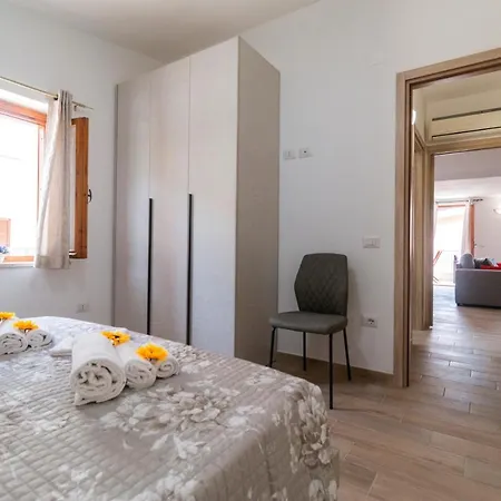 Uncle Leonard's House Apartmán